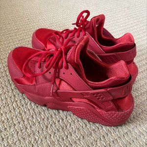 Red Nike Huraches